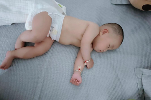 哈尔滨宝宝咳嗽发烧拉肚子